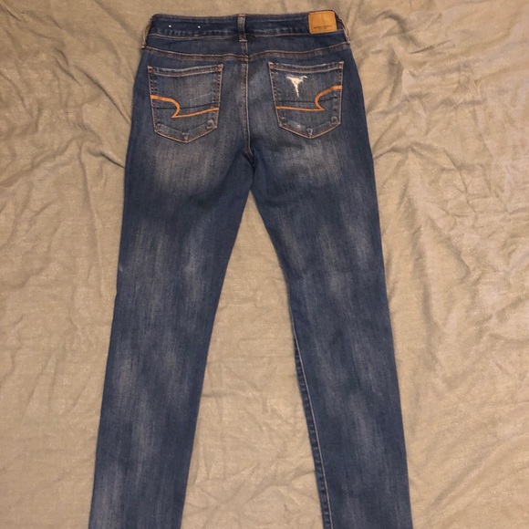 Used Womens Ripped American Eagle Jeans - Picture 2 of 4